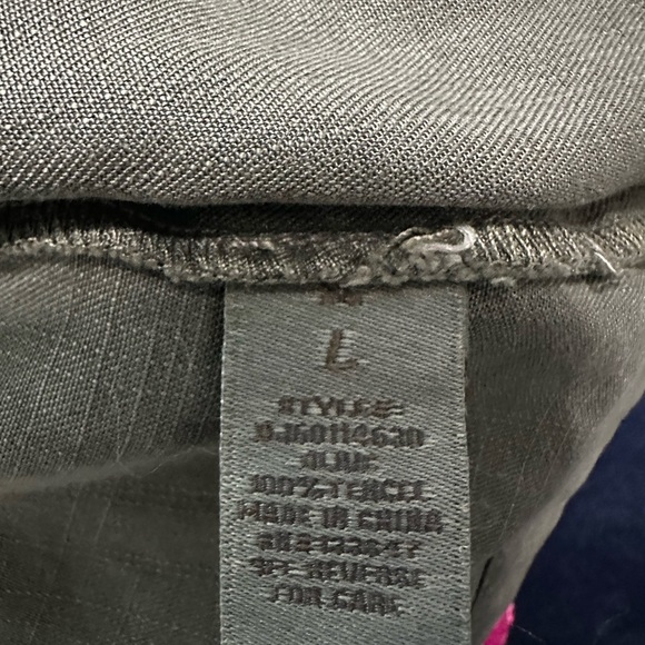 Altar’d State Army Green Vest - Picture 3 of 4